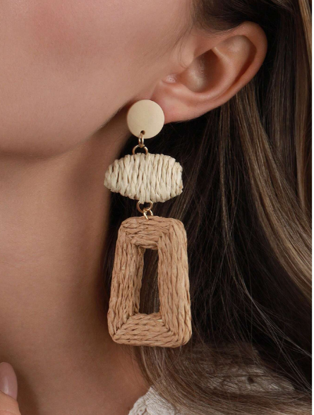 Boho Woven Straw Drop Earrings – Geometric Neutral Rattan Statement Earrings