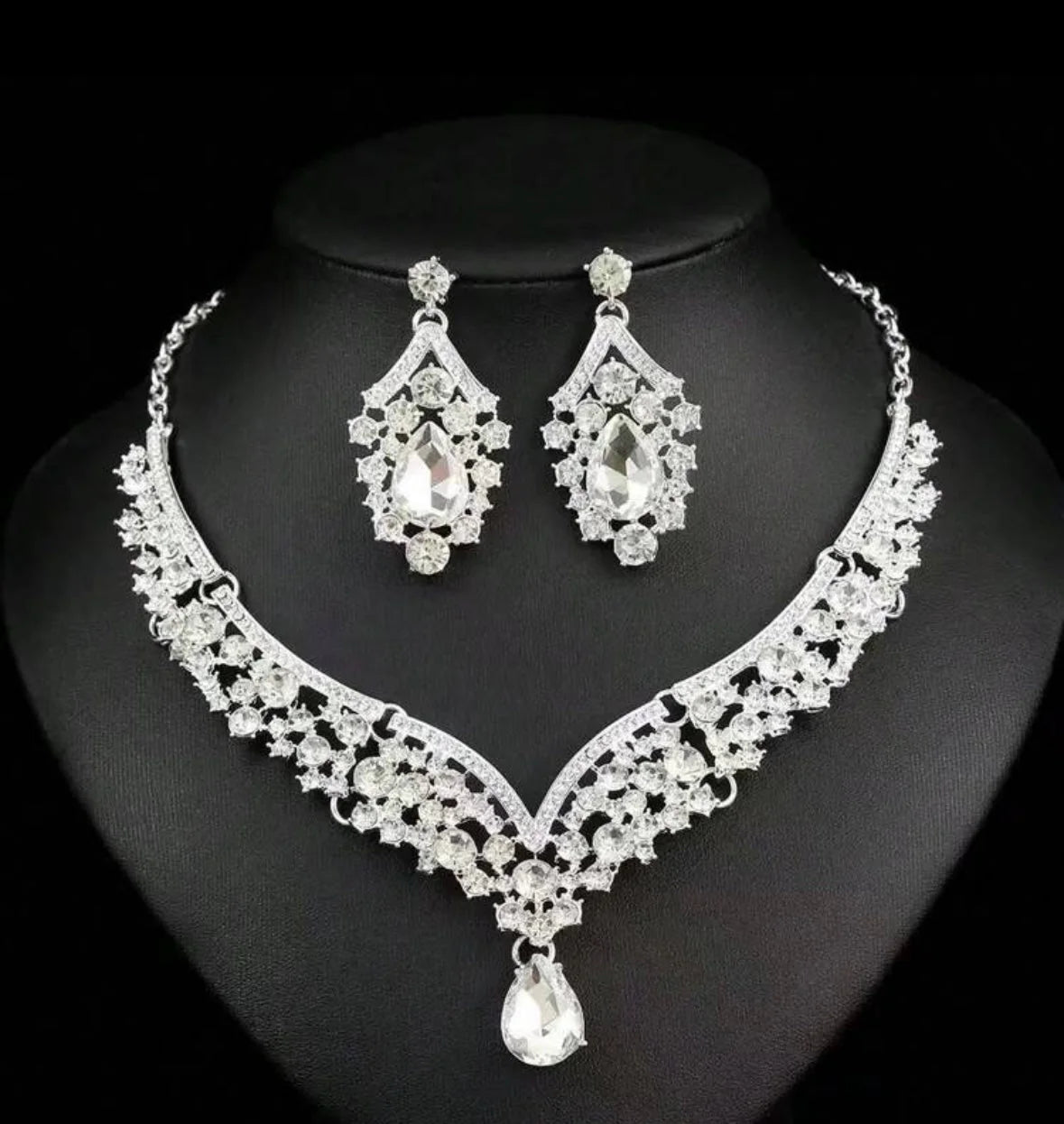 Shein 3-Piece Bridal Jewelry Set: Silver Necklace and Earrings