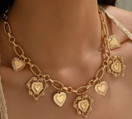 Shein 1pc Minimalist Luxury Heart Pendant Necklace