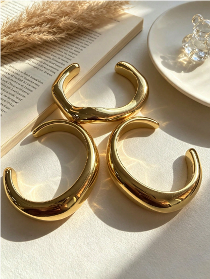 Chunky Gold Sculptural Cuff Bracelet Set – Organic Wave & Tubular Bangle Set