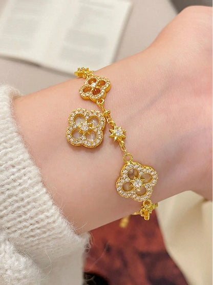 SHEIN 1pc Stainless Steel 4-Petal Zirconia Flower Bracelet,