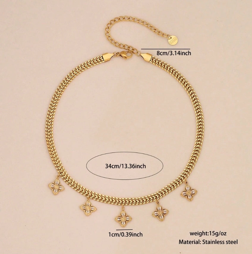 SHEIN1pc Zirconia Flower Stainless Steel Necklace