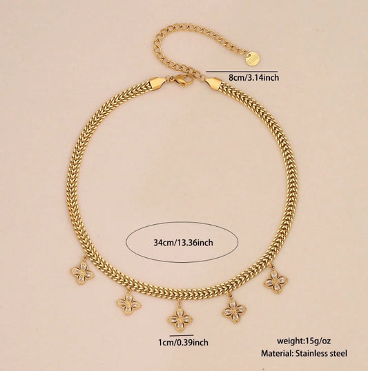 SHEIN1pc Zirconia Flower Stainless Steel Necklace