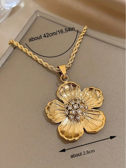 SHEIN pc Stainless Steel Necklace, Vintage Gold Flower Pendant, Chunky Twisted Chain Necklace