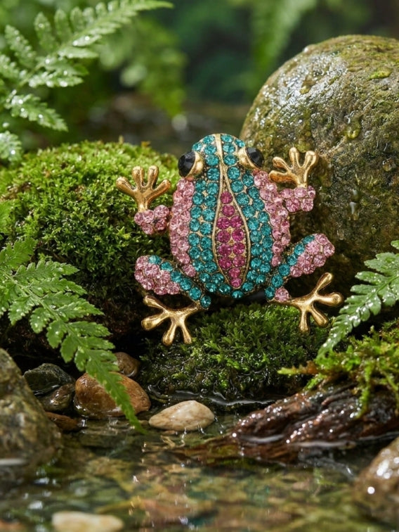 Fashionable Rhinestone Frog Brooches
