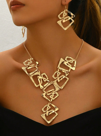 SHEIN2pcs/Set Geometric Asymmetrical Triangle, Rectangle, Trapezoid Pendant Necklace And Earrings Set