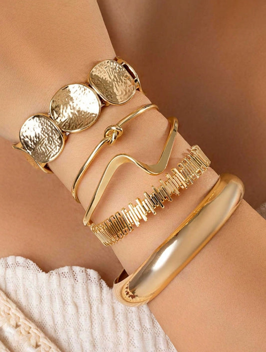 Shein 5 Pieces &nbsp;Set Vintage Geometric Wavy Metal Bracelets