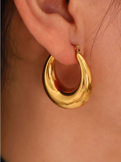 SHEIN Women's Thick Gold Hoop Earrings, 18K Gold-Plated, Low Allergenicity, Oval-Shaped Earrings,