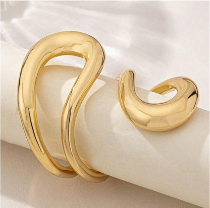 Shein 1pc Exaggerated Metallic Circular Bangle