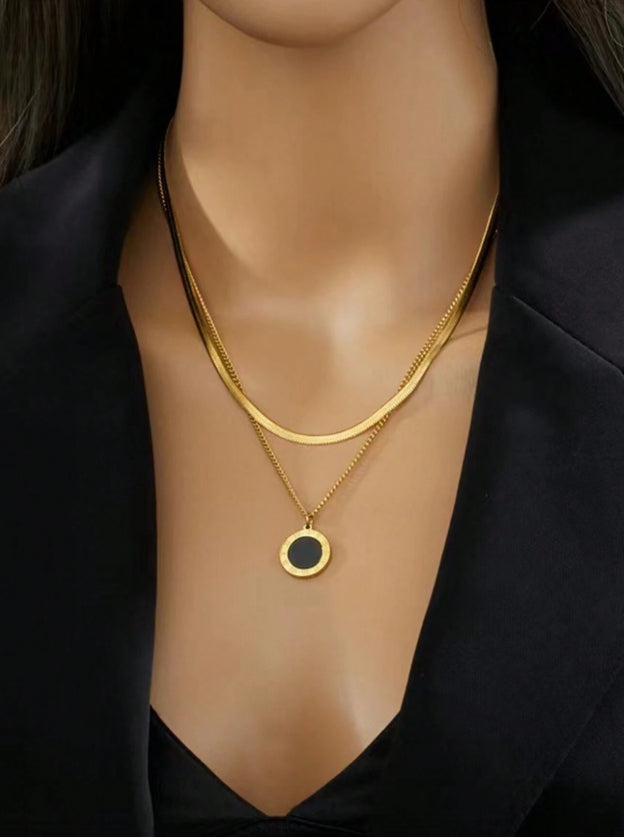 SHEIN 2pcs/Set Stainless Steel Minimalist Black Roman Coin Pendant Blade Chain Necklaces