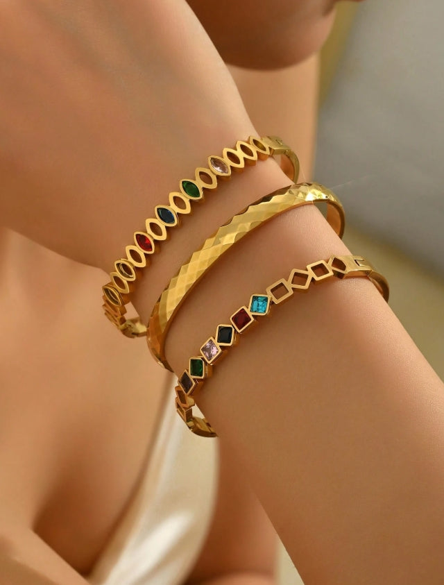 SHEIN 3pcs Stainless Steel Gold-Plated Bracelet Set, 18K Vacuum Electroplated, Non-Fading, Inlaid Zirconia