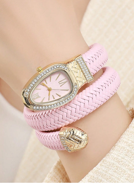 SHEIN 1pc/Set New Fashion Creative Snake Coil Steel Band Quartz Watch For Women