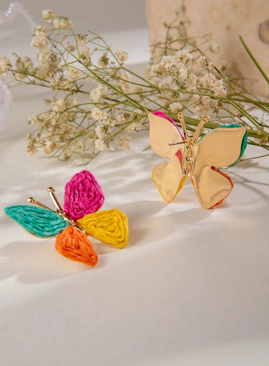 SHEIN 1 Pair Bohemian Holiday Style Colorful Rattan Weaving Metal Butterfly Earrings, Versatile