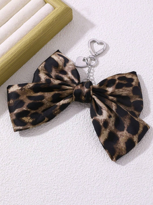 SHEIN 1pc Fashionable Leopard Print Bow Heart Shaped Keychain Bag Charm,