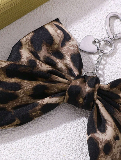 SHEIN 1pc Fashionable Leopard Print Bow Heart Shaped Keychain Bag Charm,