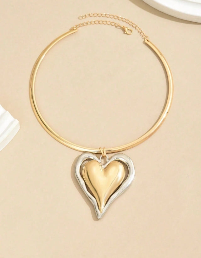 SHEIN 1pc Fashionable Minimalist Asymmetrical 3D Heart Contrast Color Pendant Necklace,