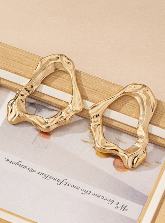 1 Pair Of European & American Geometric Asymmetrical Hollow Stud Earrings