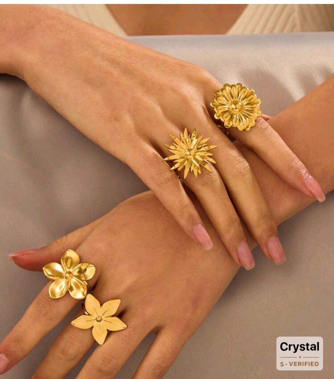 4pcs Stainless Steel Fashionable Exaggerated Golden Flower Heart And Other Shapes Ring Set