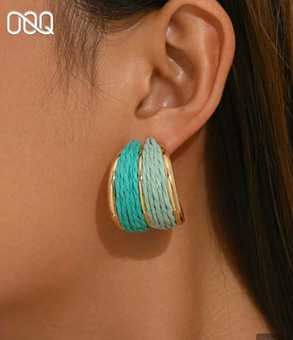 1 Pair Elegant Minimalist Patchwork C-Shape Handmade Raffia Earrings,