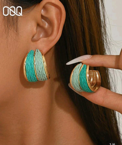 1 Pair Elegant Minimalist Patchwork C-Shape Handmade Raffia Earrings,
