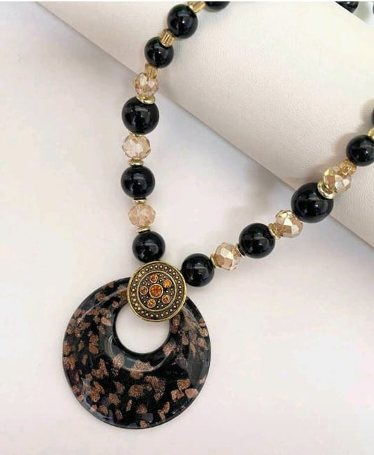 1pc Fashionable Bohemian Glass Beaded Necklace, Handmade With Color Variations