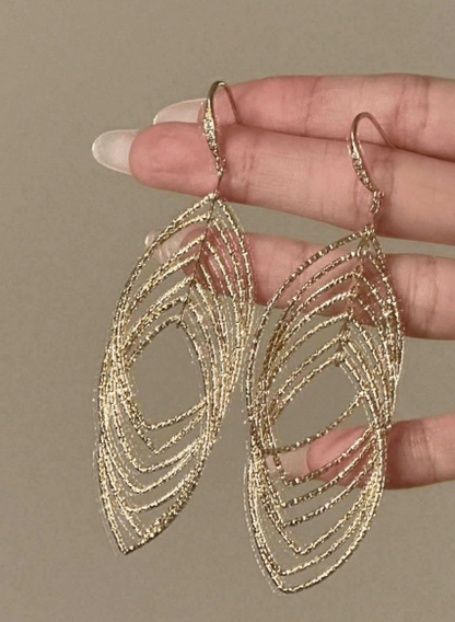 1 Pair Super Shiny Oval Line Earrings, Exaggerated Design, Minimalist Style, Delicate Luxury Earrings