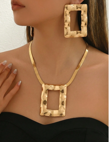 2pcs Hollow Square Necklace & Earrings Set